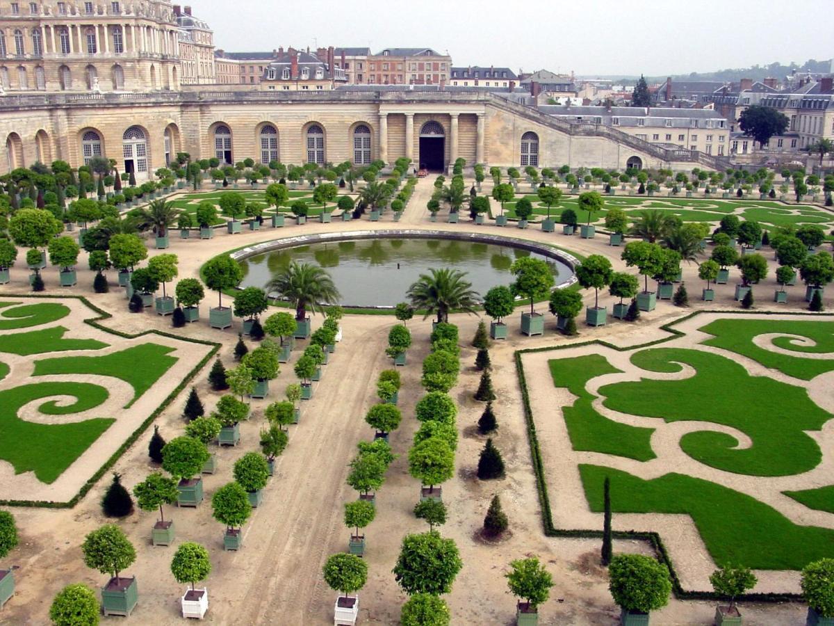 Апартаменти Chic Apart Versailles Castle Ле-Шене Екстер'єр фото